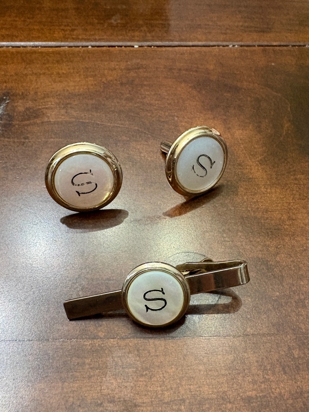 Gold and White Monogram 'S' Cufflinks and Tie Clip Set